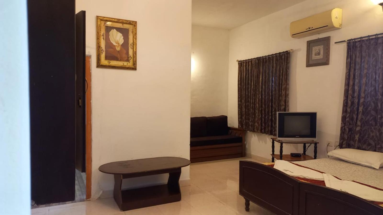 Silent Waters Resorts Yelagiri Bagian luar foto