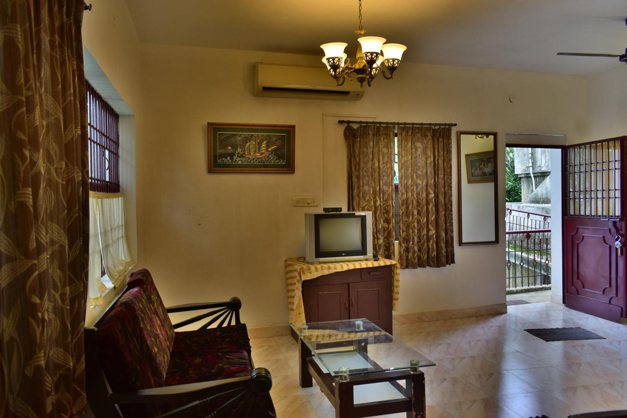 Silent Waters Resorts Yelagiri Bagian luar foto
